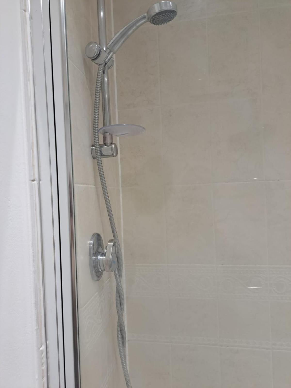 Luxury Rooms And An En-Suite Room With Free Wi-Fi Clarendon Way Colchester Extérieur photo